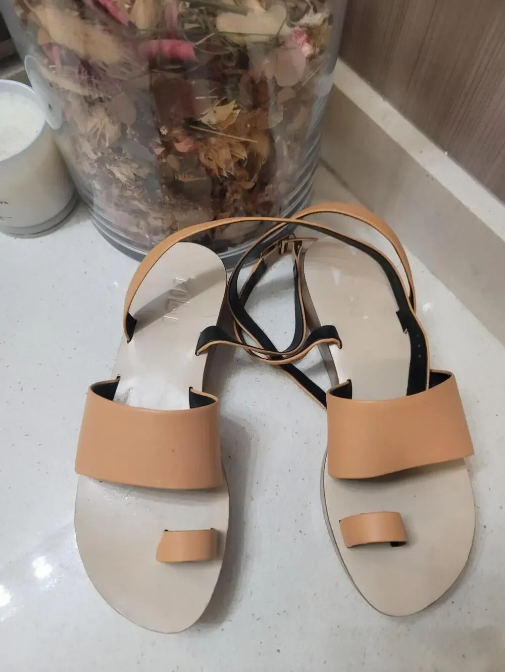 Tibi womens triple strap leather sandals size 37.5 tan heel open toe Brown